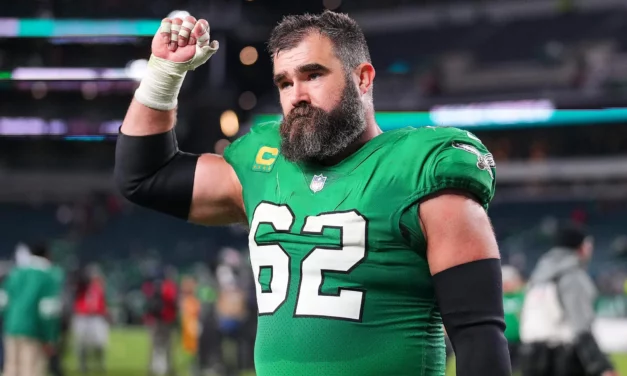 Current and Former Eagles Players React to Jason Kelce’s Retirement