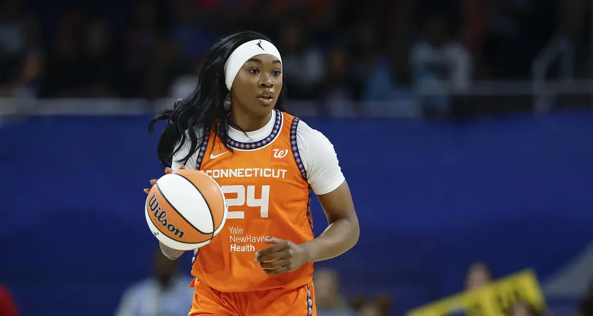 Tempo lands Aneesah Morrow in trade with Sun ahead of deadline
