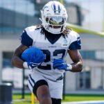 Eagles take flier on Jaydon Blue, sign ex-Cowboys RB to practice squad